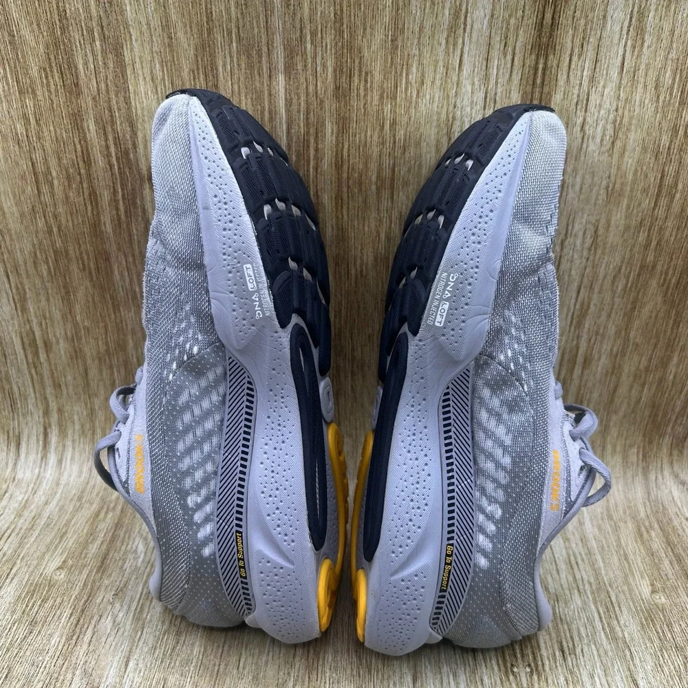 Brooks Adrenaline GTS 24 Men's 9 4E Extra Wide Grey Running Shoes 1104374E084